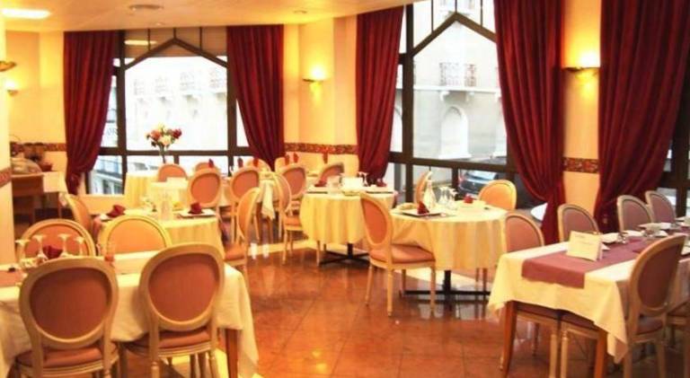 Angelic & Myriam Hotel — photo 4