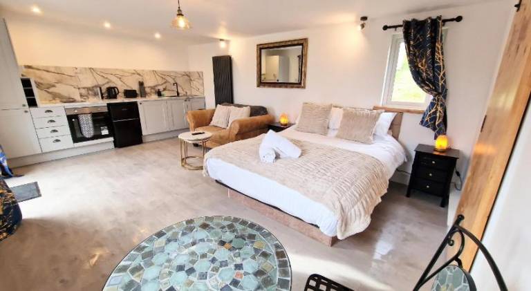 Kaoglen Lodge - Fawn Pod - Hot Tub - Dogs - Pitlochry - Luxury — photo 2