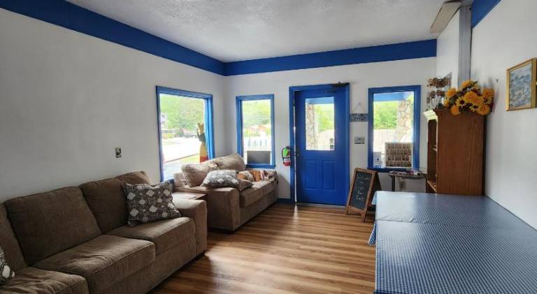 Cozy Bear Inn — photo 4