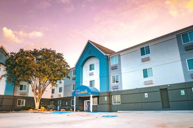 Sonesta Simply Suites Houston – NASA Clear Lake