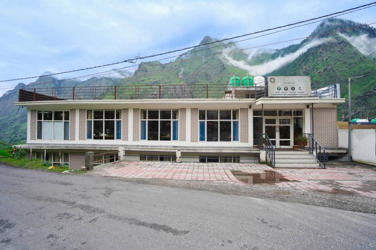 Deva s Retreat