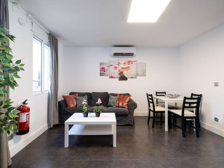 Child-friendly apartment with patio | Pets allowed — photo 3