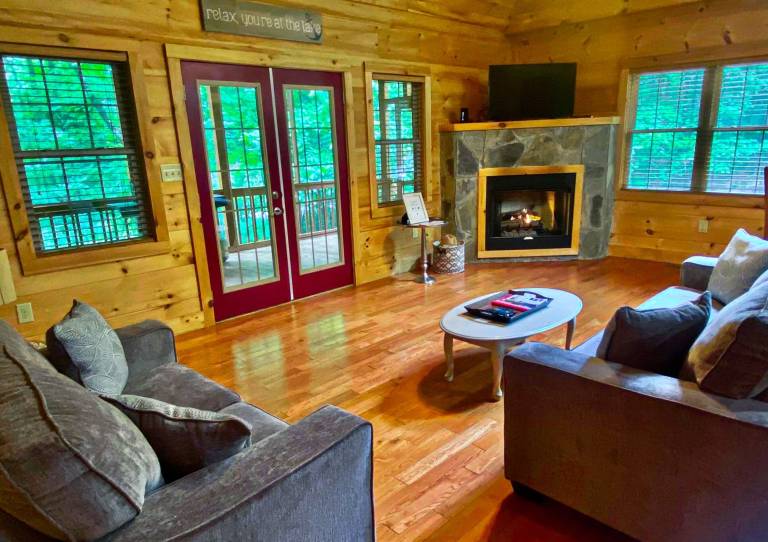 Lake Lure Cabin Rentals from 99 HomeToGo