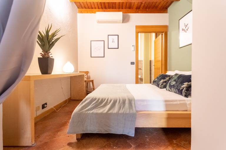 Family-friendly rental apartment with patio | Close to Como Cathedral | City view | Dogs allowed in Brunate