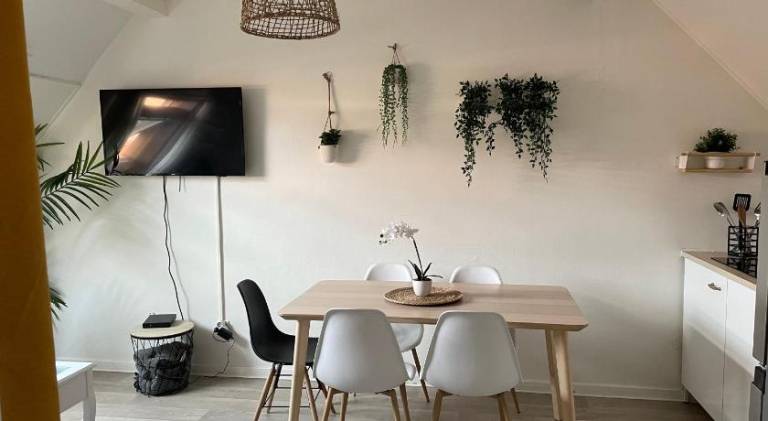Rental apartment with 2 rooms for 6 persons — photo 3