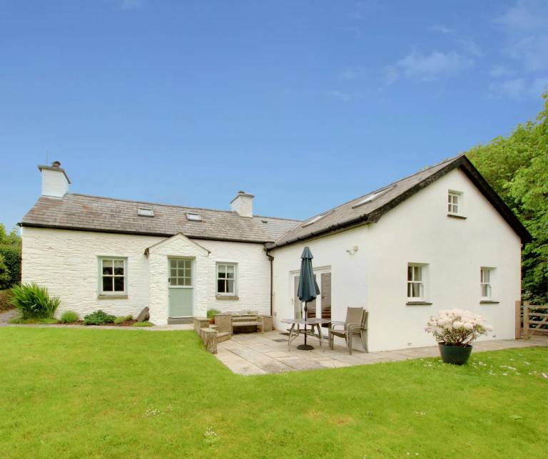 Cottage  Llangrannog