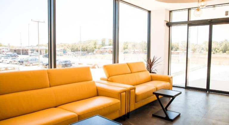 Charming serviced apartment with terrace & private pool | Pet-friendly — photo 5