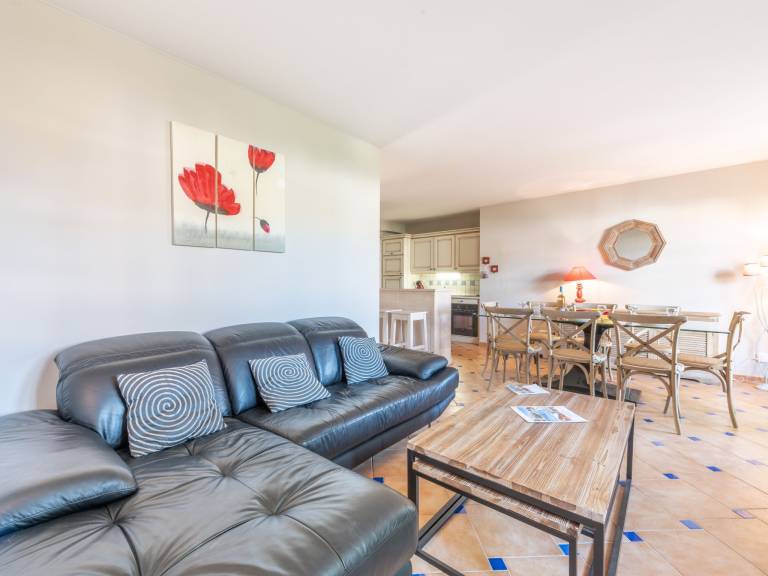 Fully equipped wonderful apartment with pool | Pets allowed — photo 2