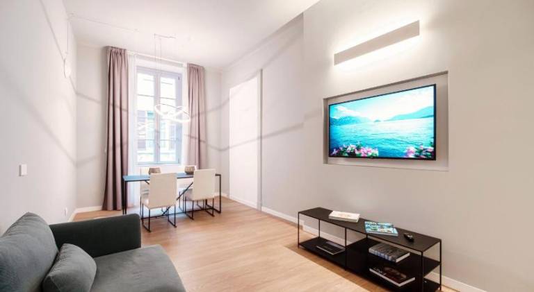 BSK - Casa 26 by "The House Of Travelers" in Brunate