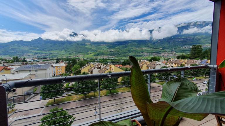Vista mozzafiato sulle Alpi in Rovereto