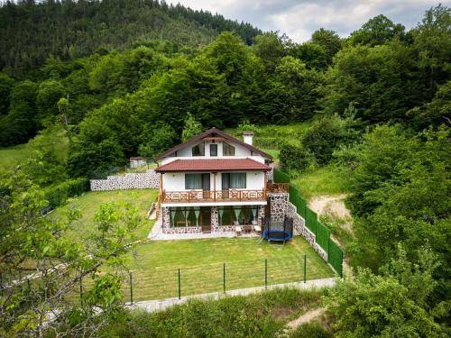 Villa  Star tsentar