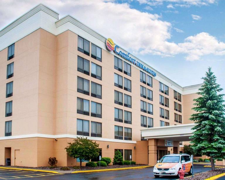 Comfort Inn & Suites Watertown - 1000 Islands in Watertown, NY