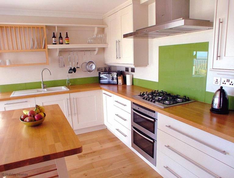 Fully equipped beautiful cottage with terrace & garden | Pets are welcome — photo 4