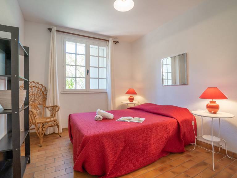 Fully equipped pleasant rental apartment with terrace | Beach nearby | Pets are welcome — photo 5