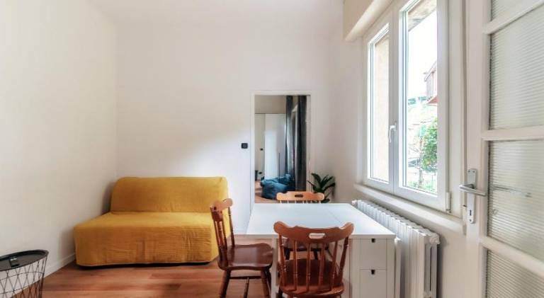 Rental apartment with 1 room for 3 persons in Como