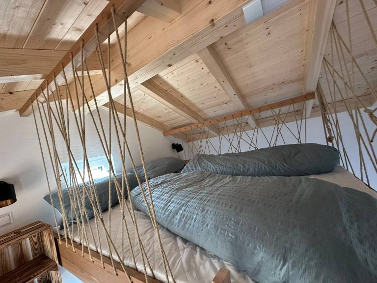 Holiday Home 'Haus Kirsche' with Private Terrace, Wi-Fi & AC – Dog Friendly — photo 4