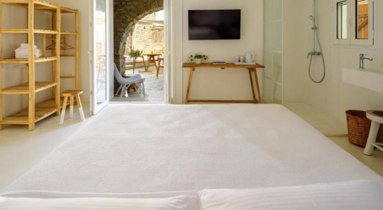 ALASI Tinos Jacuzzi Hotel — photo 2