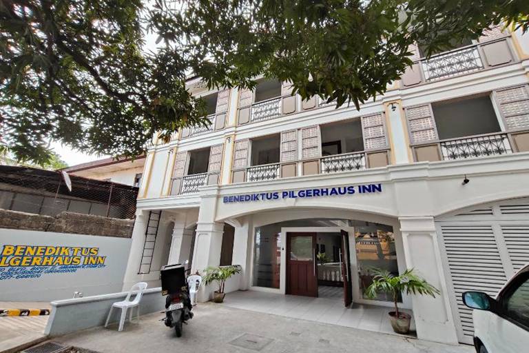 Benediktus Pilgerhaus Inn Vigan in Vigan