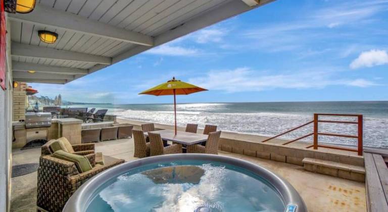 ON THE SAND! Private Beach! OCEAN FRONT HOT TUB! in Dana Point, CA