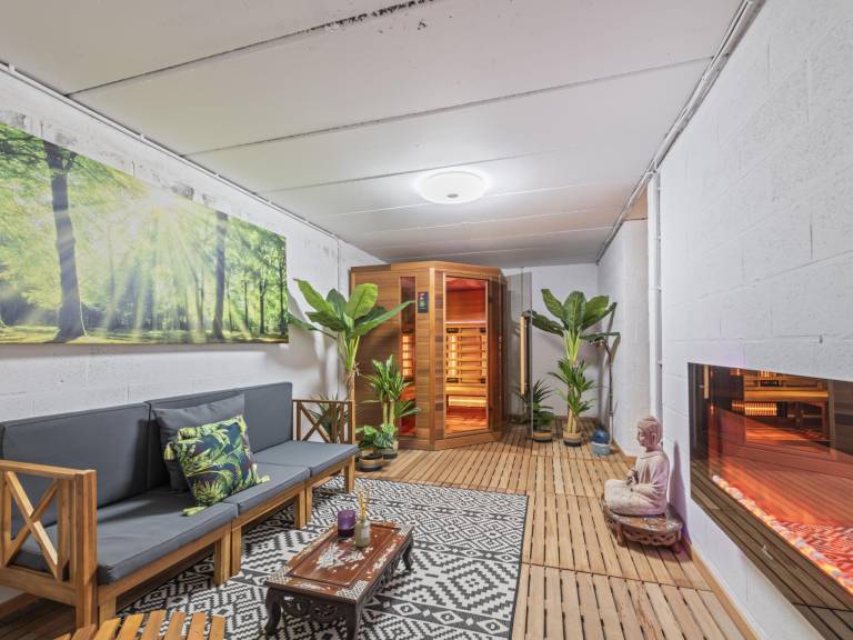 Vacation home with sauna & terrace — photo 4