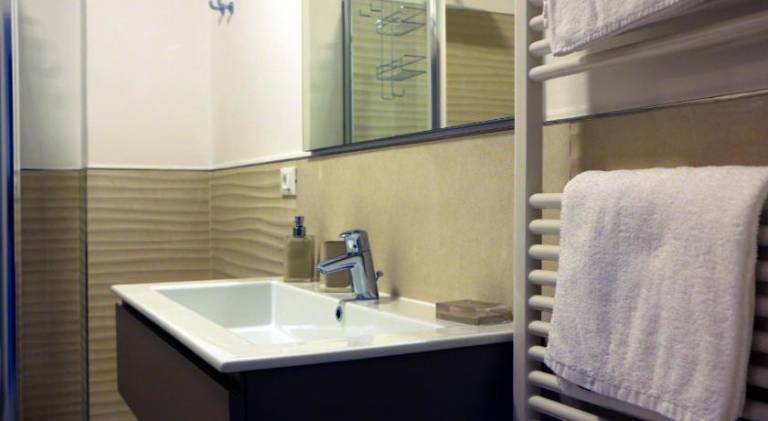 Holiday apartment with 2 rooms for 6 persons — photo 5