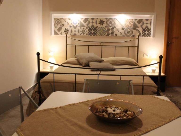 Beautiful rental apartment with barbecue, pool & garden | Pets allowed — photo 4