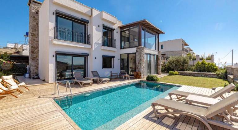 Elegant Villa Private Pool & Stunning Views in Mugla