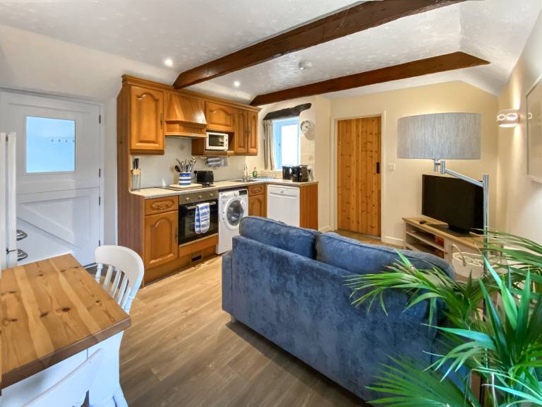 Child-friendly cottage with yard | Pets are welcome — photo 5