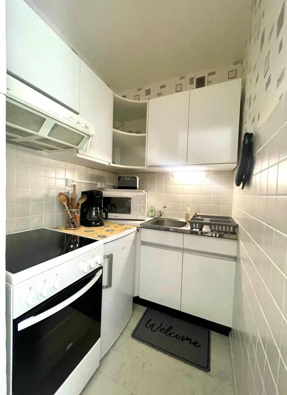 Condo with 1 room for 4 persons — photo 3