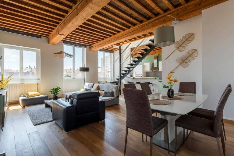 Loft Croix Rousse Furnished apartment Downtown