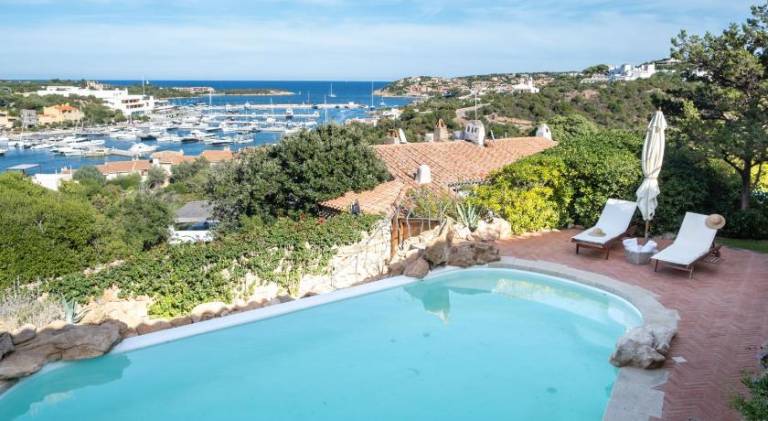 Villa with pool in Arzachena