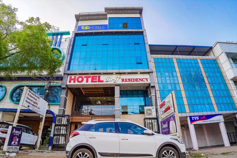 FabHotel Brij Residency