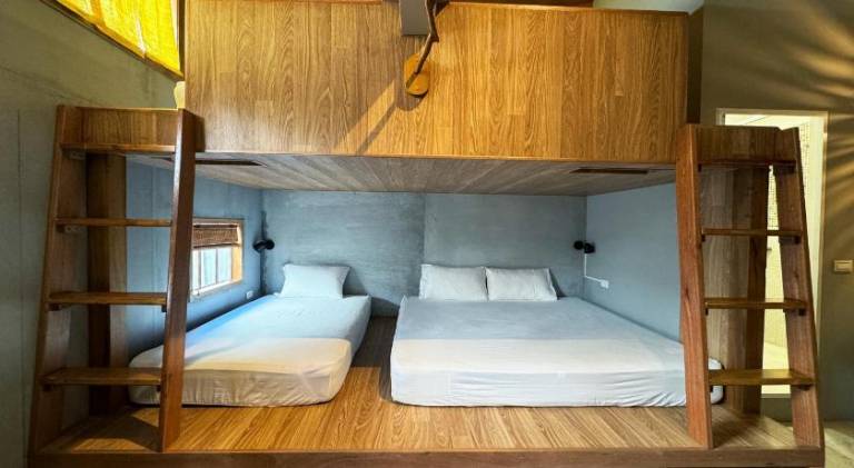 DH House — photo 4