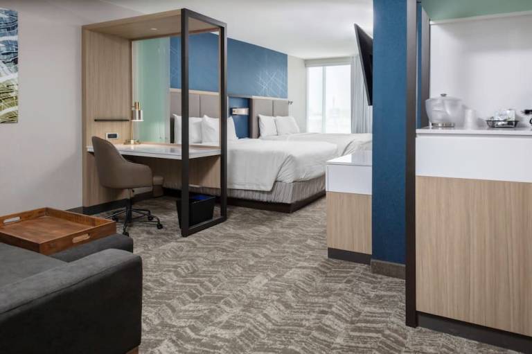 SpringHill Suites Kansas City Airport