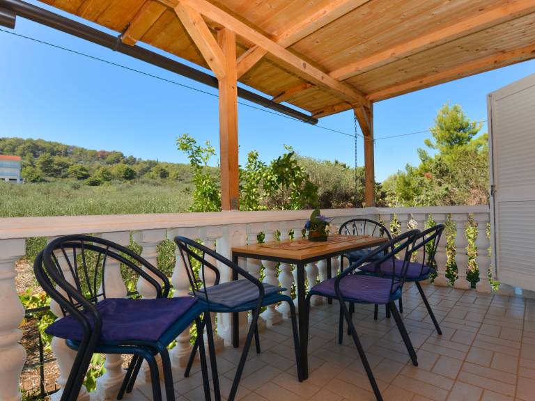 Apartament  Slatine