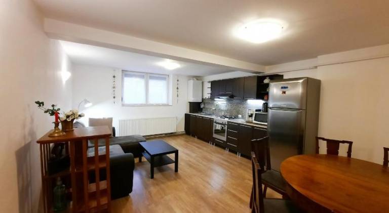 Apartment with terrace — photo 3