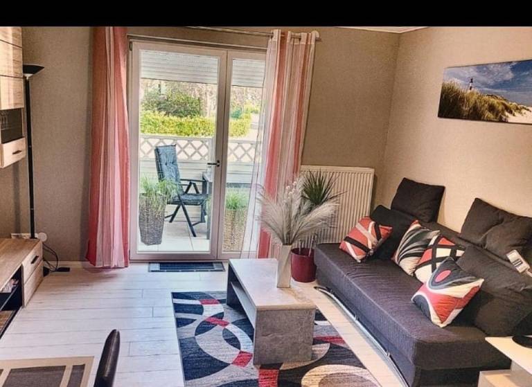 Zentral gelegene Ferienwohnung "Windsbraut" 42 m², Parterre, 800 m zum Strand in Büsum