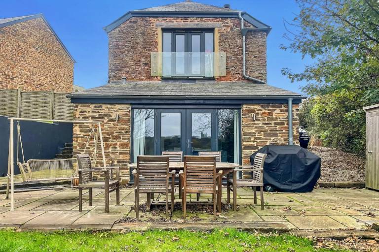 House  Kingsand