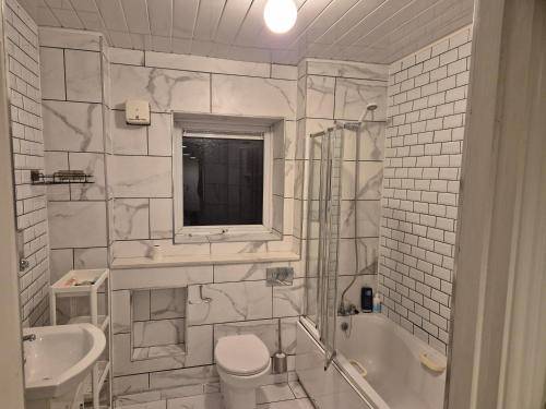 Unique room beside tramline