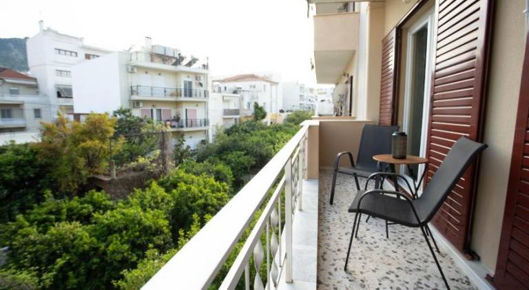 Κηπος με τις πορτοκαλιες — photo 3