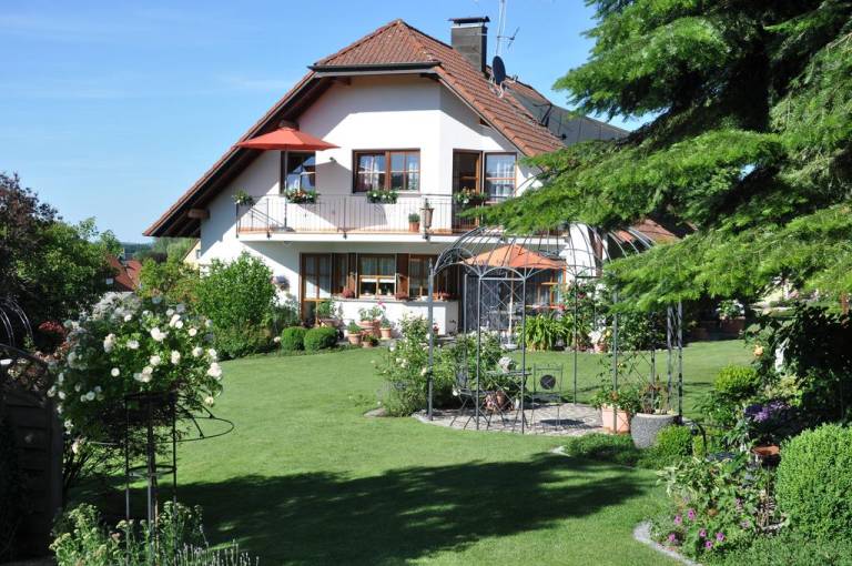 Monteurzimmer im Rosengarten