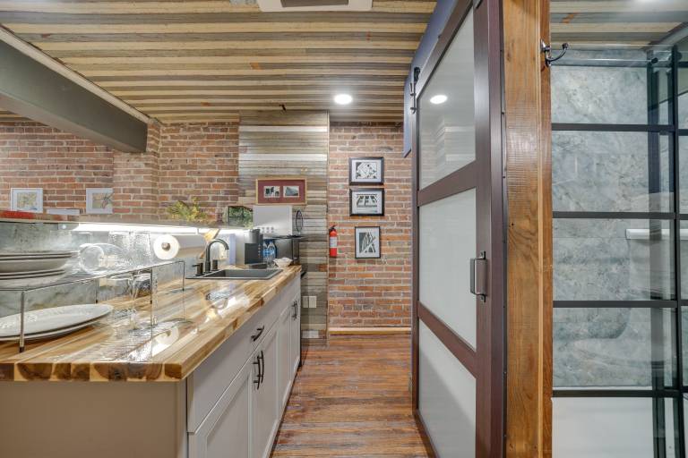 Historic Texarkana Studio Rental: Walk to Downtown — photo 3