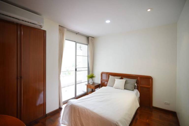 Apartment Phrom Phong