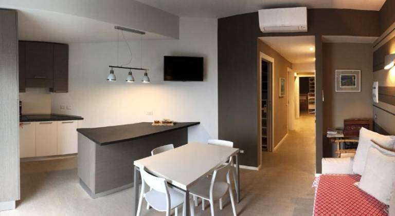 Holiday apartment | Close to the beach | Pets allowed in Vernazza