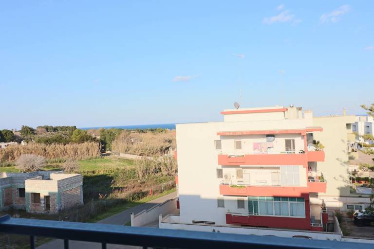 Family-oriented pleasant apartment with terrace | Next to the beach | Dogs allowed — photo 4