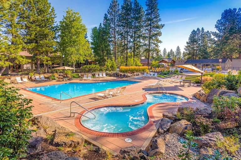 New Listing! Modern Mountain Basecamp @ 7th Mountain Resort! — photo 2