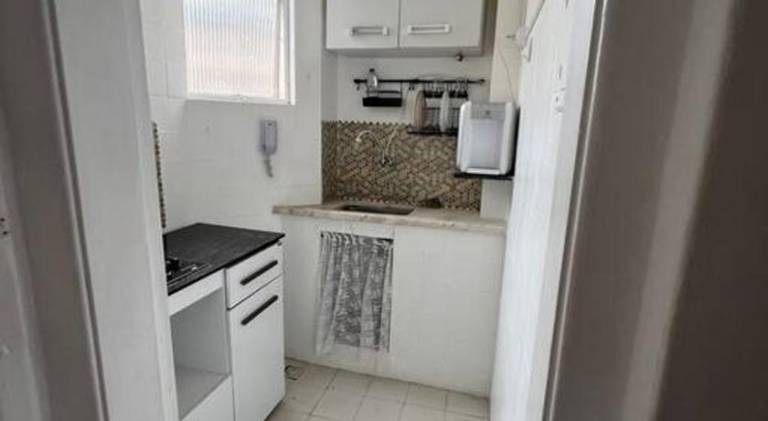 Republica femenina quartos privados e compartilhados em predio residencial — photo 3