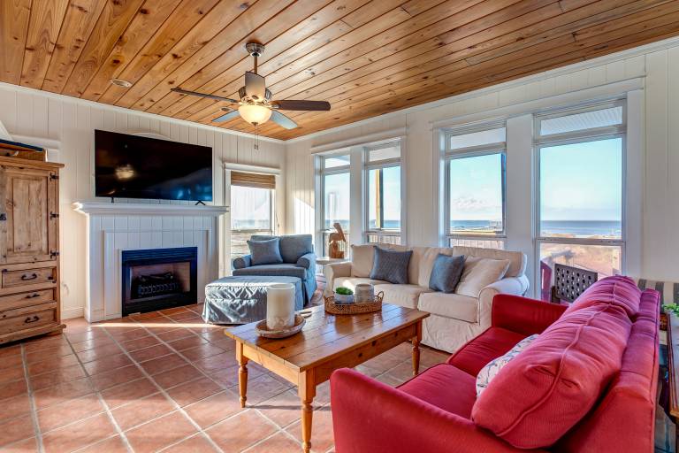 The Bay House - 2342 Island Shores Dr — photo 3