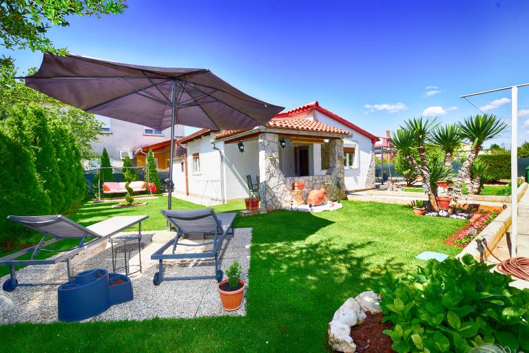 House 2426 in Pula