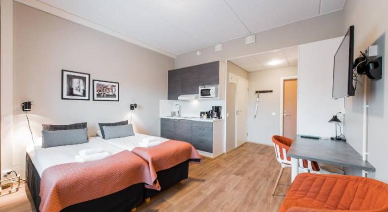 Serviced apartment for 127 persons — photo 2